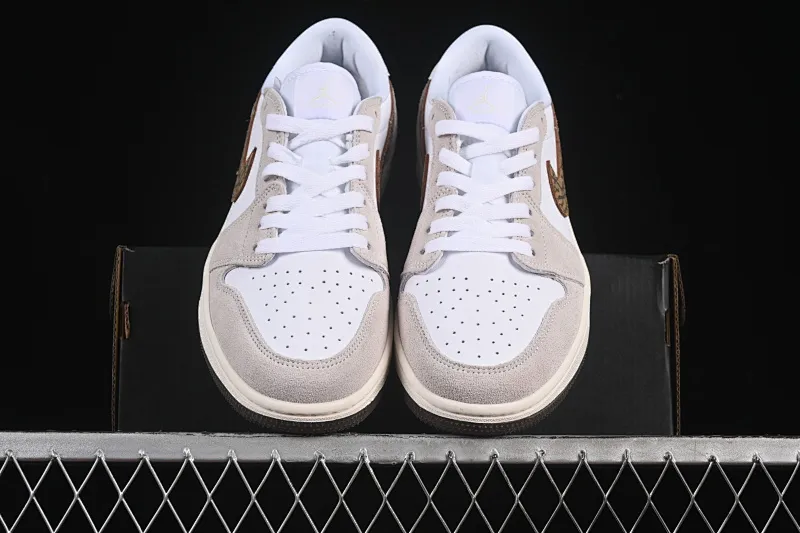 All categories Air Jordan Jordan series basketball shoes Air Jordan 1 Low Air Jordan 1 Low Golf AJ1 Joe 1 new golf version white gray gold color DD9315-116